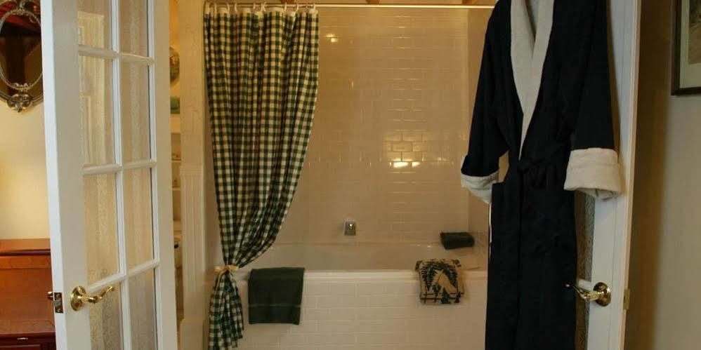 Historic Jacob Hill Inn シーコンク エクステリア 写真
